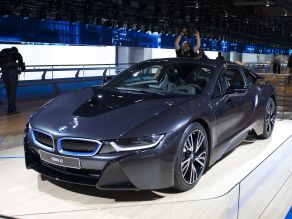 BMW i8