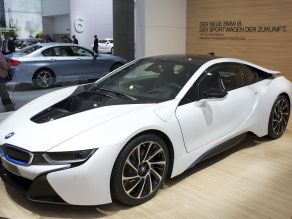 BMW i8