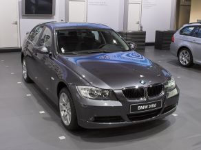 BMW 318d Limousine
