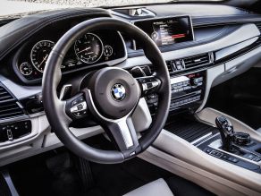 BMW X6 M50d - Interieurdesign Pure Extravagance Elfenbein