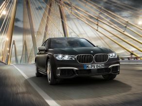 BMW M760Li xDrive