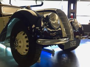 BMW 327/28 (1939)