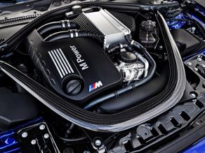 BMW M4 CS