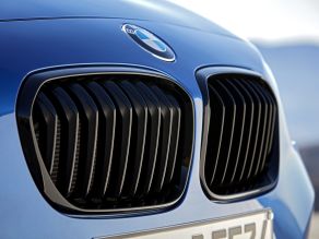 BMW M140i