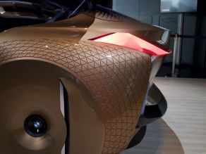 BMW VISION NEXT 100