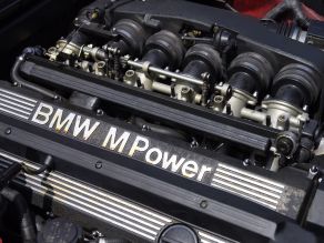 BMW M5 (E34) - Motor S38