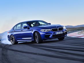 BMW M5 Limousine