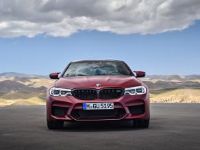 BMW M5 Limousine - First Edition