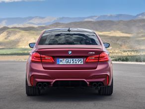 BMW M5 Limousine - First Edition