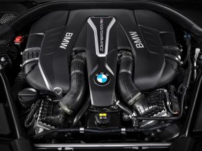BMW M550i xDrive