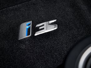 BMW i3s