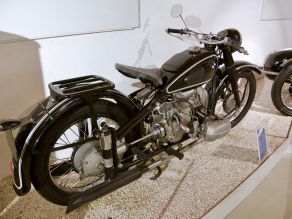 BMW R 66