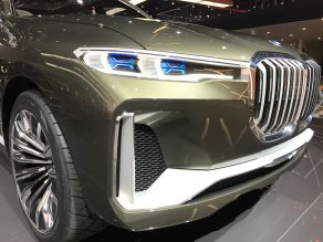 BMW Concept X7 iPerformance