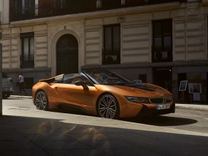 BMW i8 Roadster