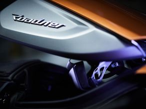 BMW i8 Roadster
