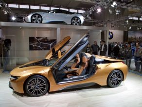 BMW i8 Roadster