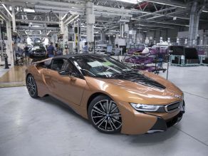 Produktion BMW i8 Roadster im BMW Group Werk Leipzig