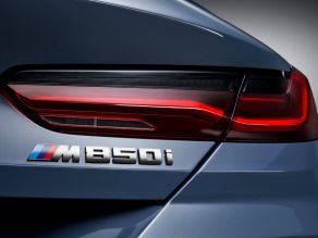 BMW M850i xDrive Coupé