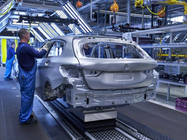 BMW 1er im Karosseriebau