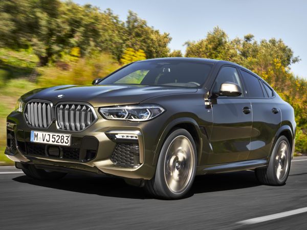 BMW X6 M50i