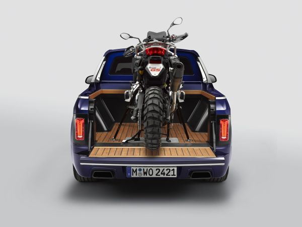 BMW X7 Pickup