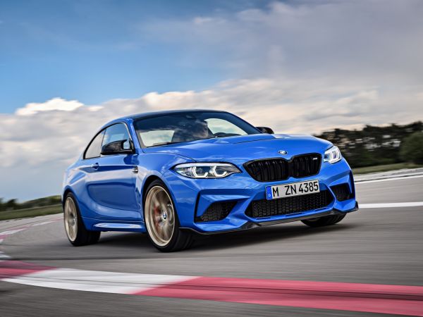 BMW M2 CS