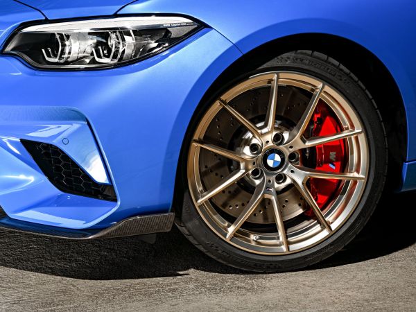 BMW M2 CS