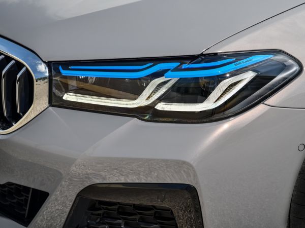 BMW 545e xDrive Limousine