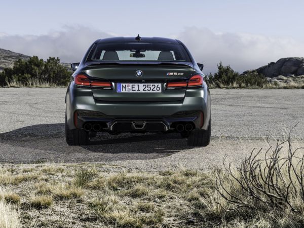 BMW M5 CS