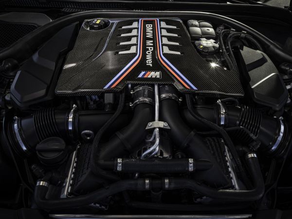 BMW M5 CS