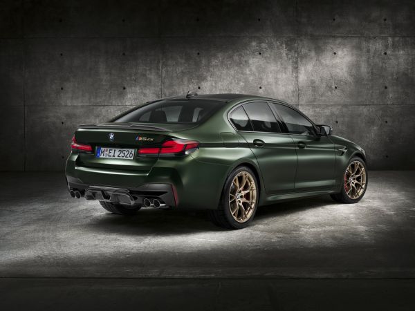 BMW M5 CS