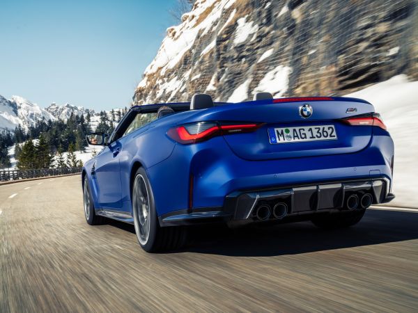BMW M4 Competition Cabrio mit M xDrive
