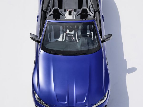 BMW M4 Competition Cabrio mit M xDrive