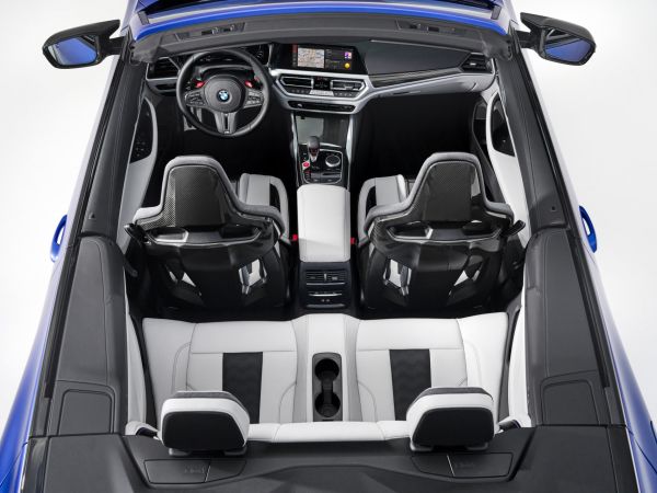 BMW M4 Competition Cabrio mit M xDrive