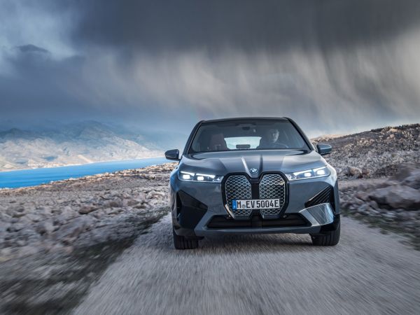 BMW iX xDrive50