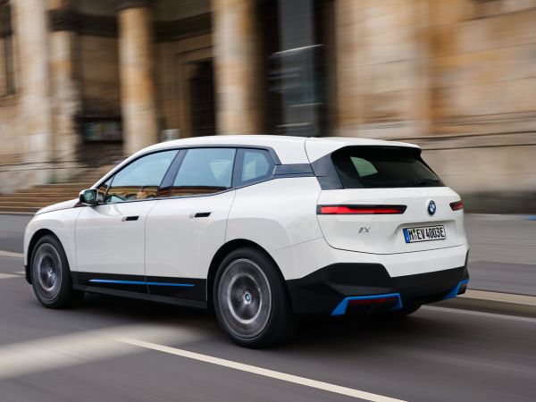 BMW iX xDrive40