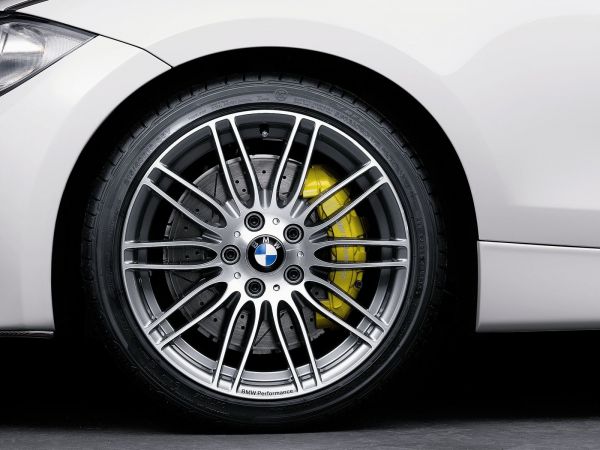 Original BMW Zubehör - BMW Performance Leichtmetallräder für das 1er Coupé