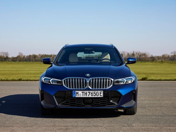 BMW 330e Touring