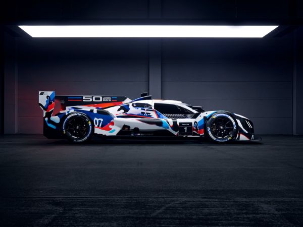 BMW M Hybrid V8