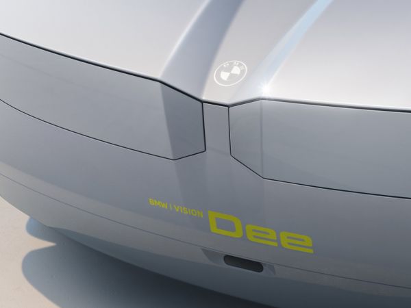 BMW i Vision Dee