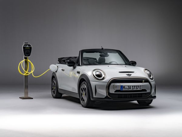 MINI Cooper SE Cabrio