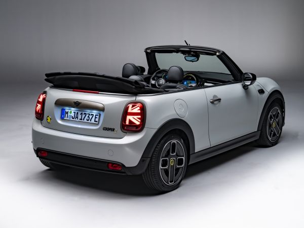 MINI Cooper SE Cabrio