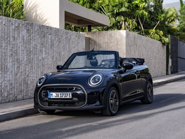 MINI Cooper SE Cabrio