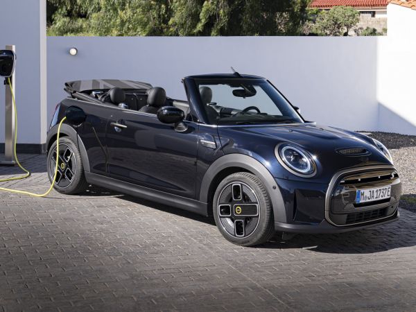 MINI Cooper SE Cabrio