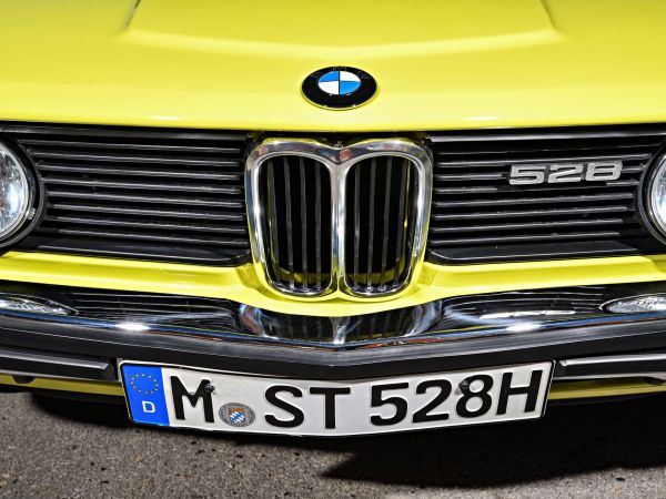 BMW 528