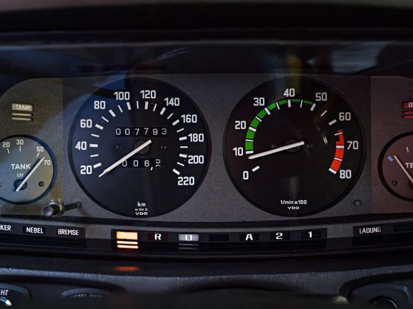 BMW 528