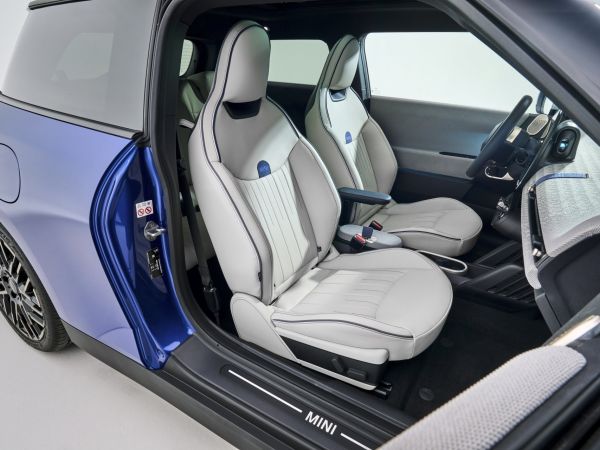 MINI Cooper SE