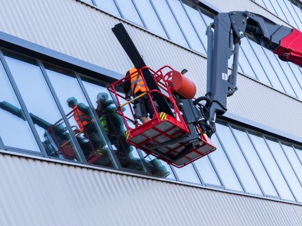 Baustatus der neuen Montagehalle für E-Antriebe im BMW Group Werk Steyr