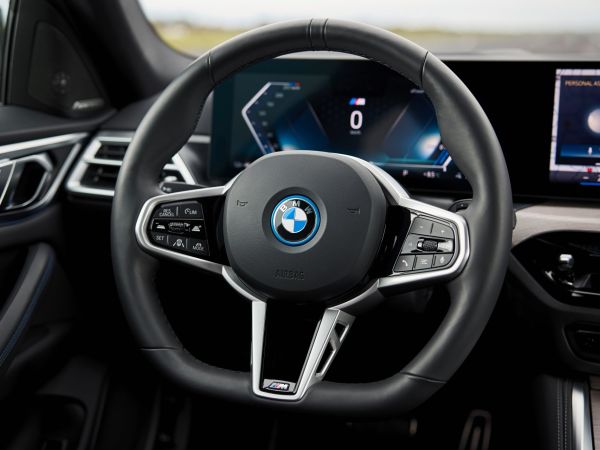 BMW i4 eDrive40