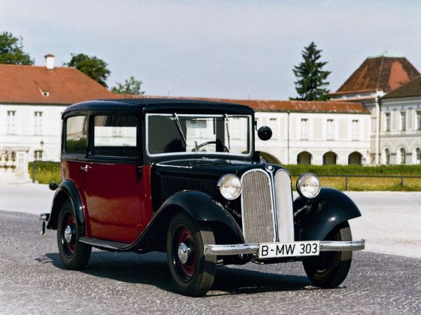 BMW 303 Limousine, erstmals mit BMW Niere